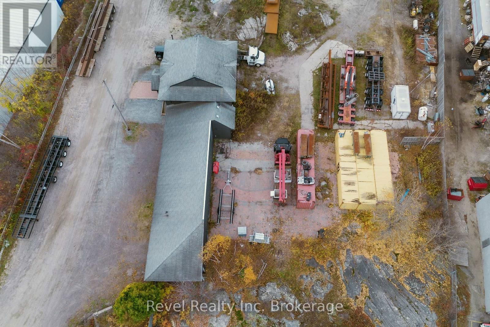 1753 SEYMOUR STREET Image 33