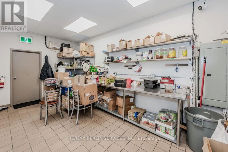 Image #1 of Restaurant for Sale at Highland, Kitchener, Ontario