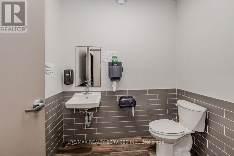 Image #1 of Restaurant for Sale at Highland, Kitchener, Ontario