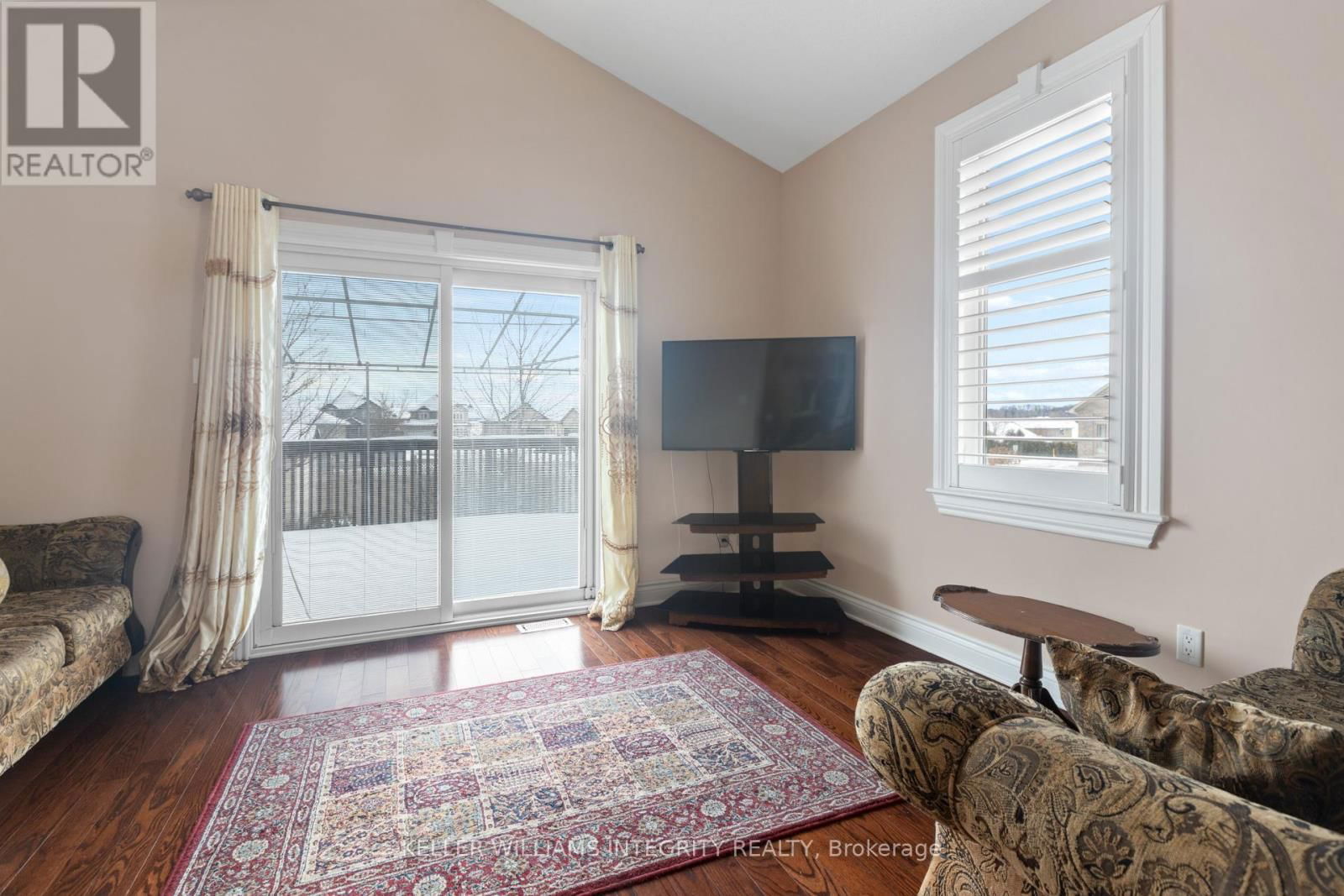 101 THIVIERGE COURT Image 13