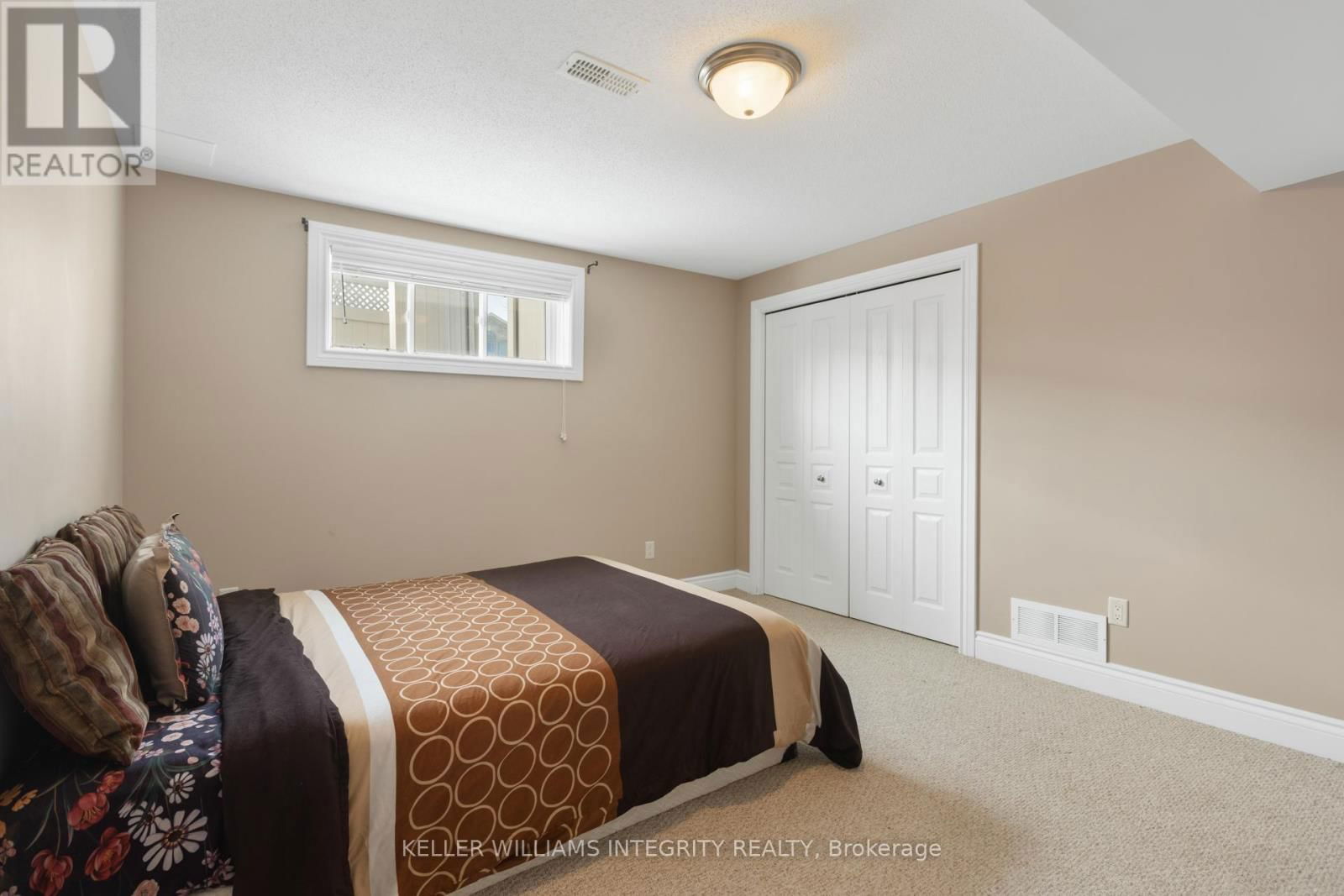101 THIVIERGE COURT Image 14