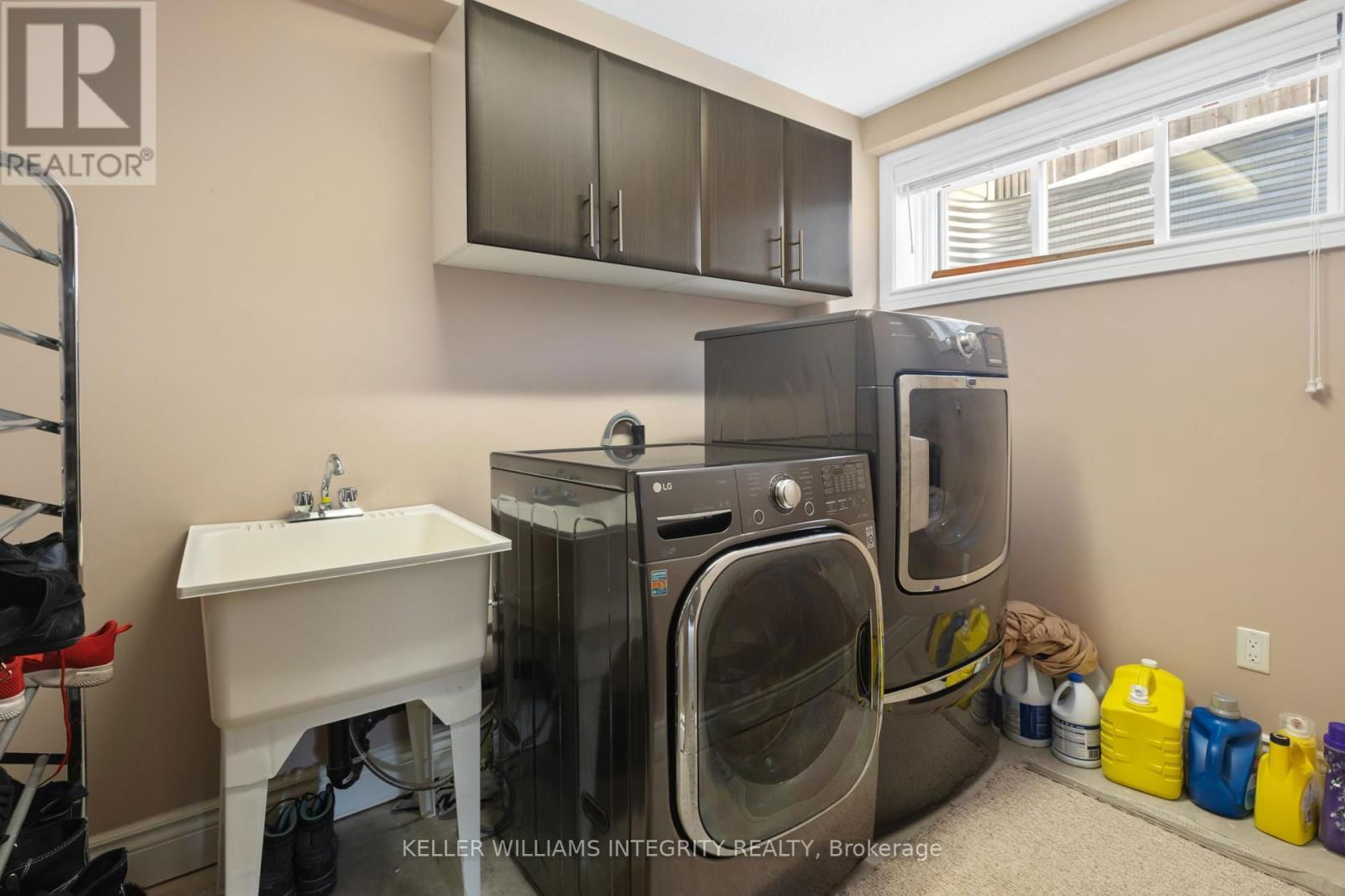 101 THIVIERGE COURT Image 16