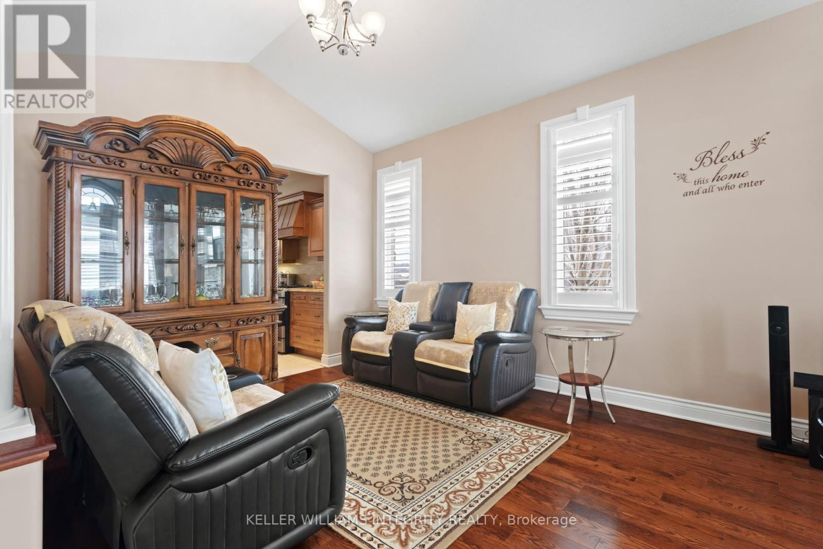 101 THIVIERGE COURT Image 18
