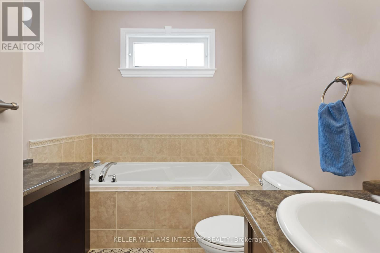 101 THIVIERGE COURT Image 23