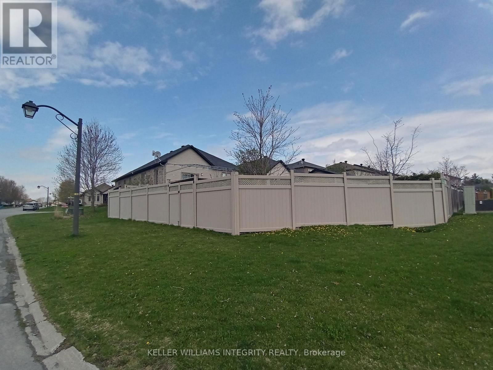 101 THIVIERGE COURT Image 37