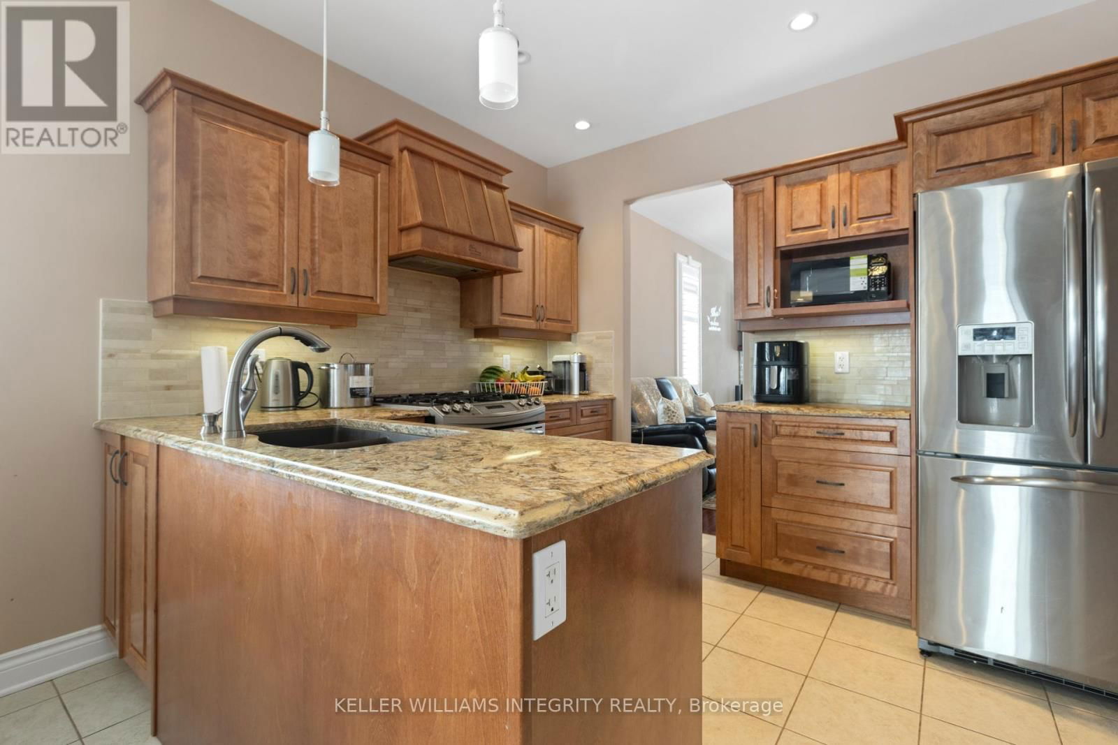 101 THIVIERGE COURT Image 6