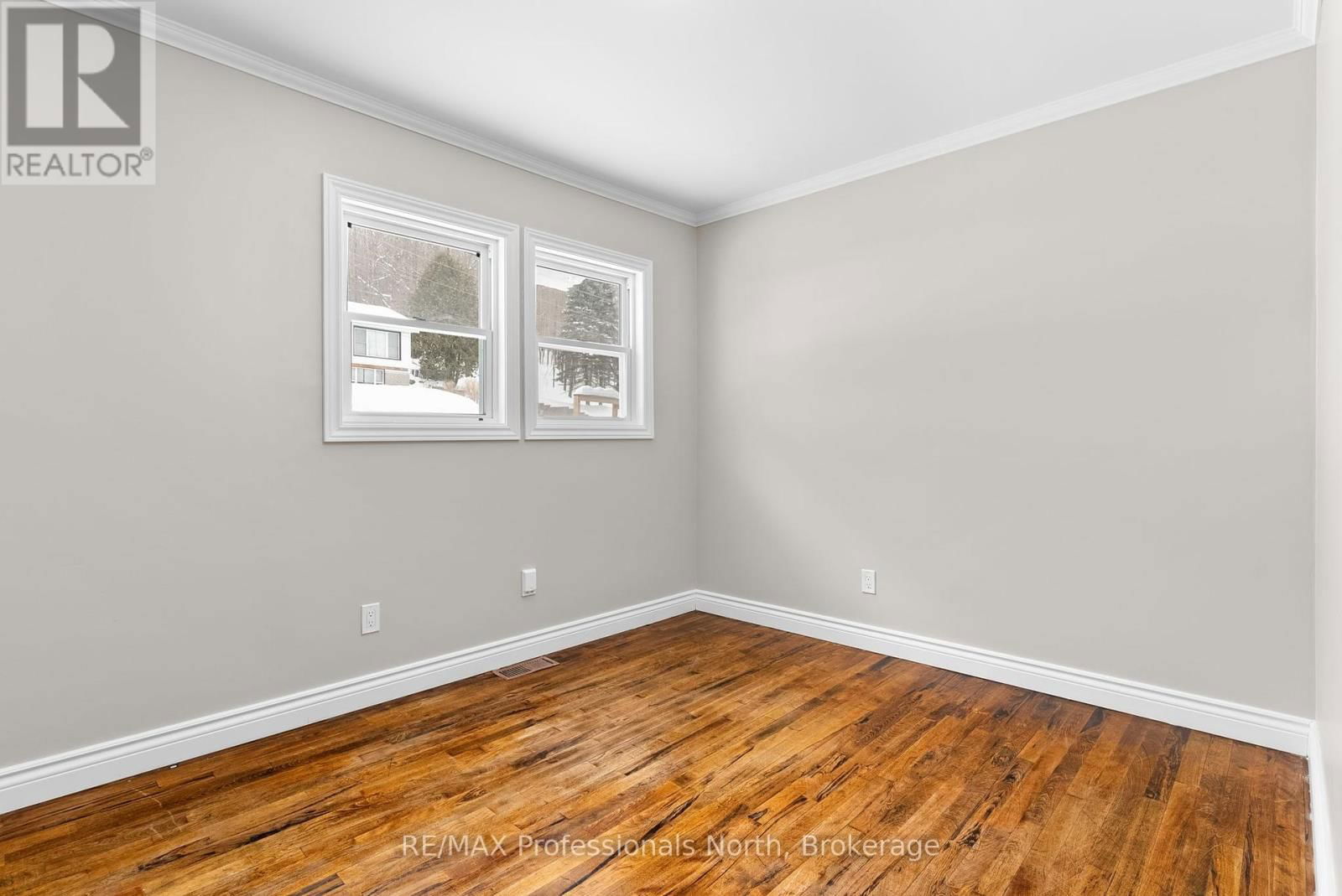 305 FALCON ROAD Image 15