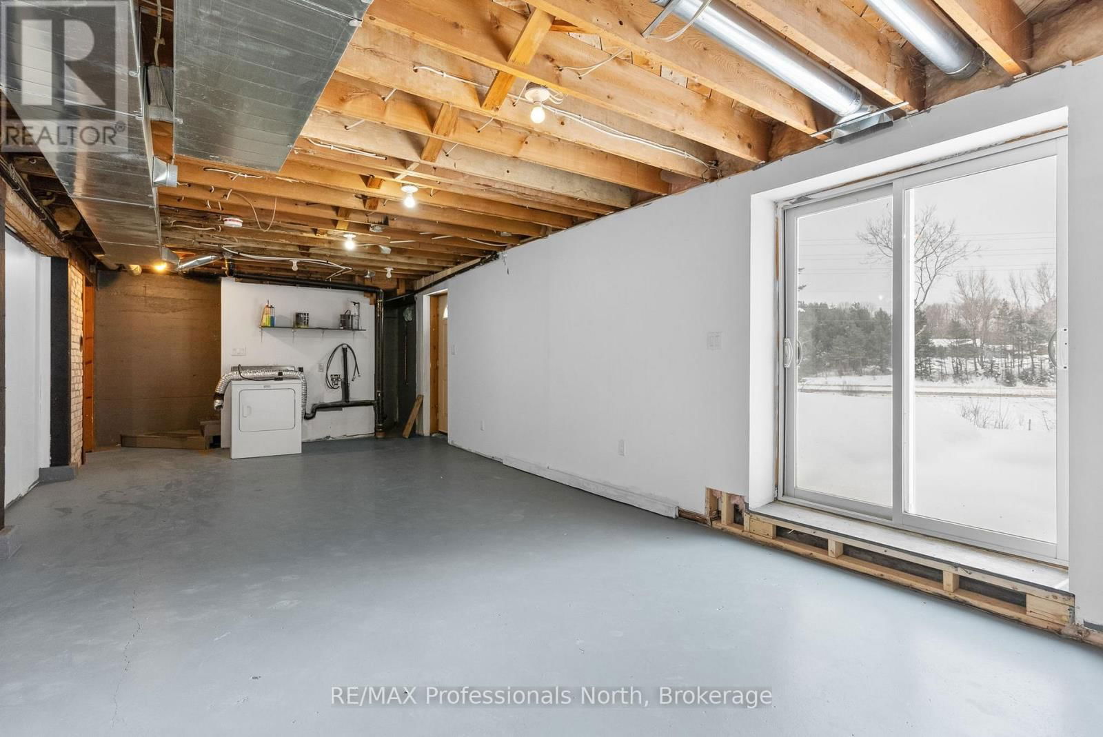 305 FALCON ROAD Image 20