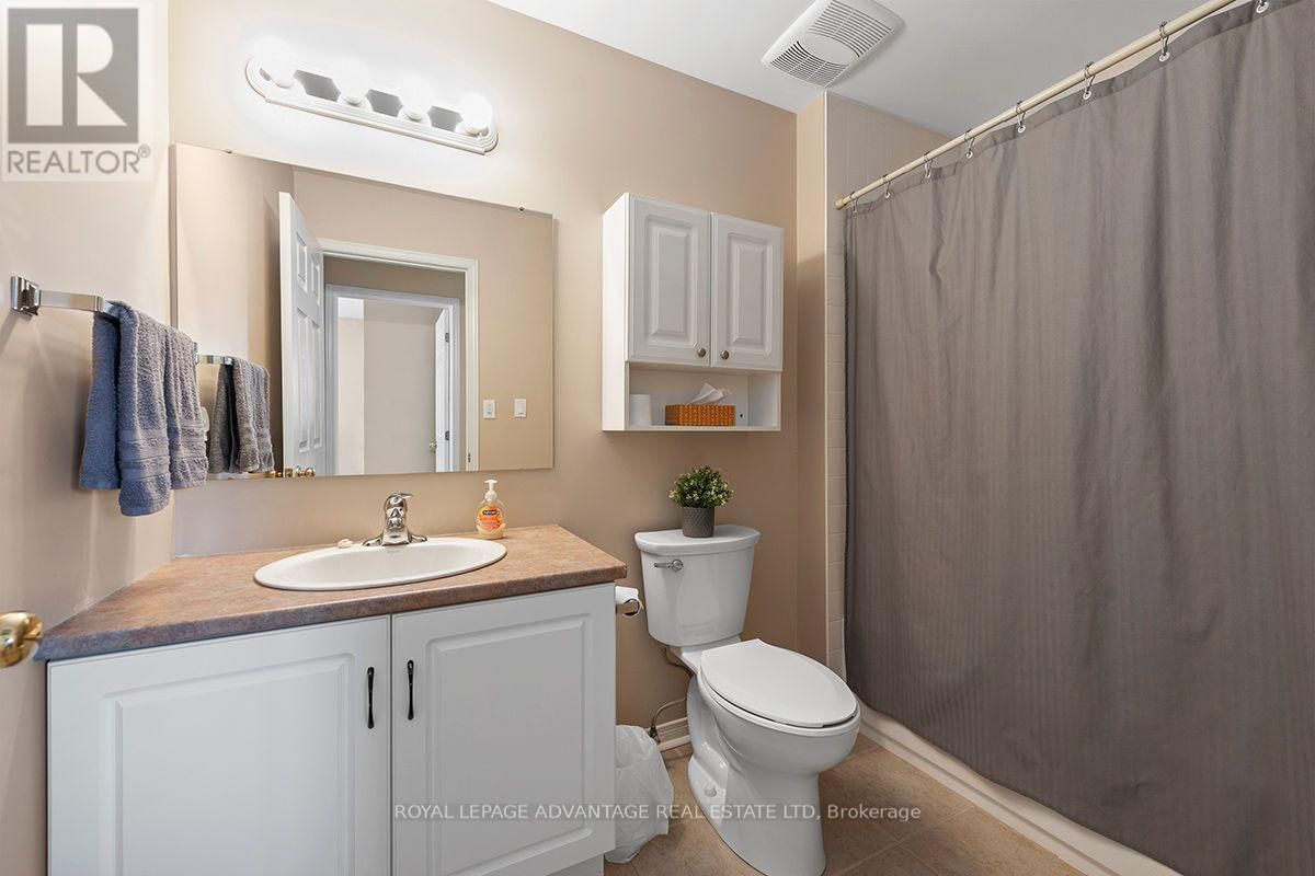 55 VAN HORNE AVENUE Image 16