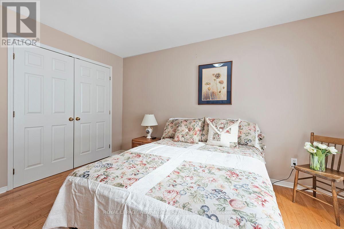 55 VAN HORNE AVENUE Image 17