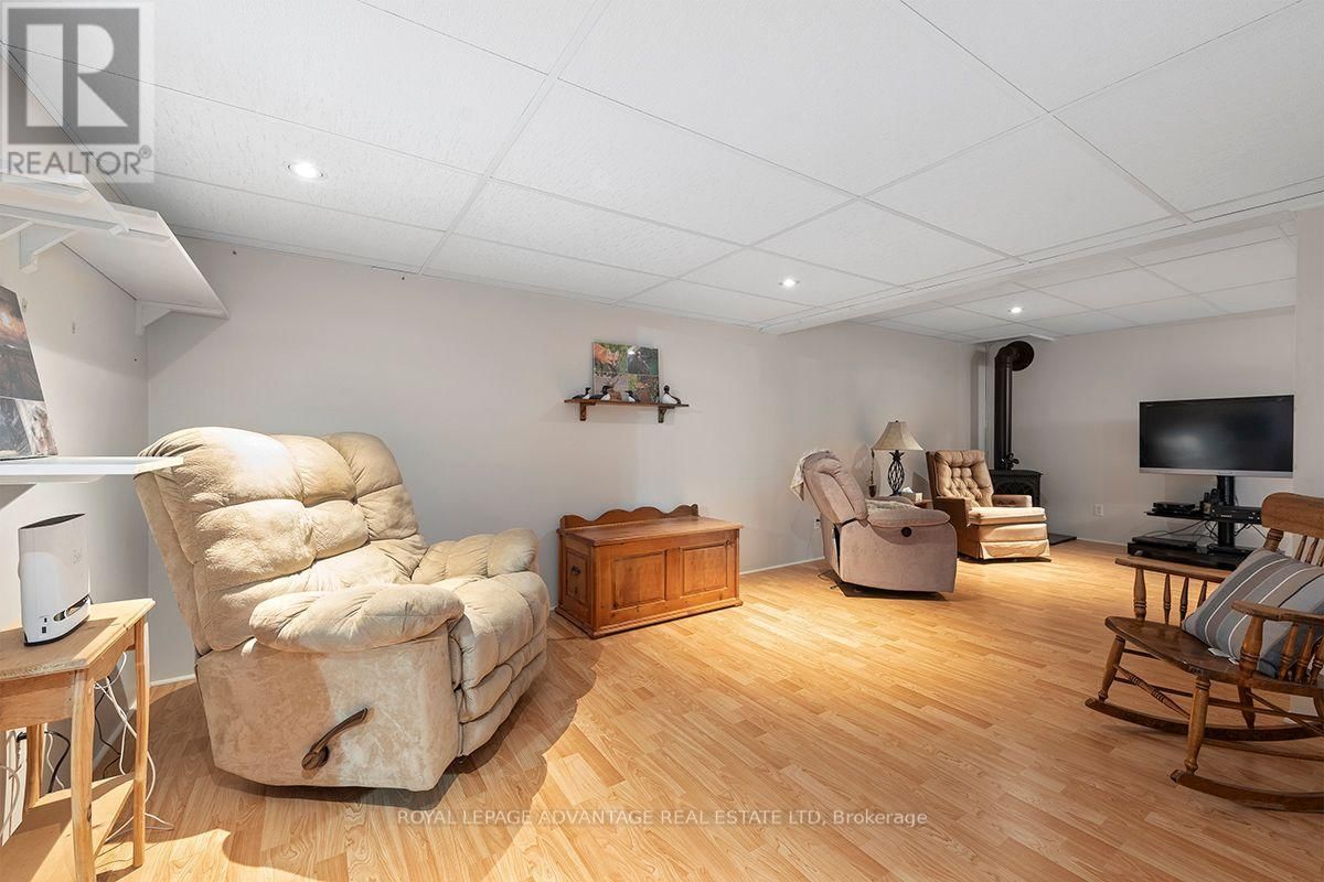 55 VAN HORNE AVENUE Image 22