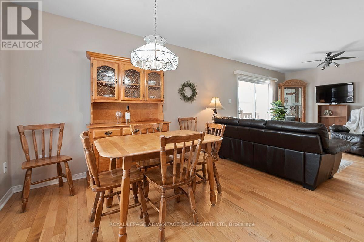 55 VAN HORNE AVENUE Image 6