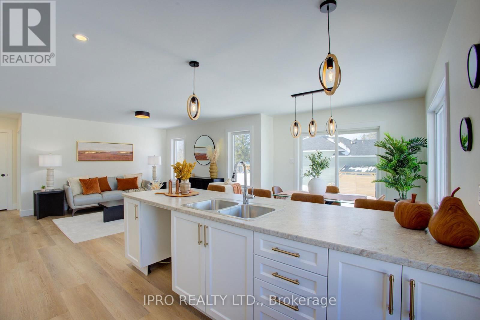 119 ELDER STREET Image 18