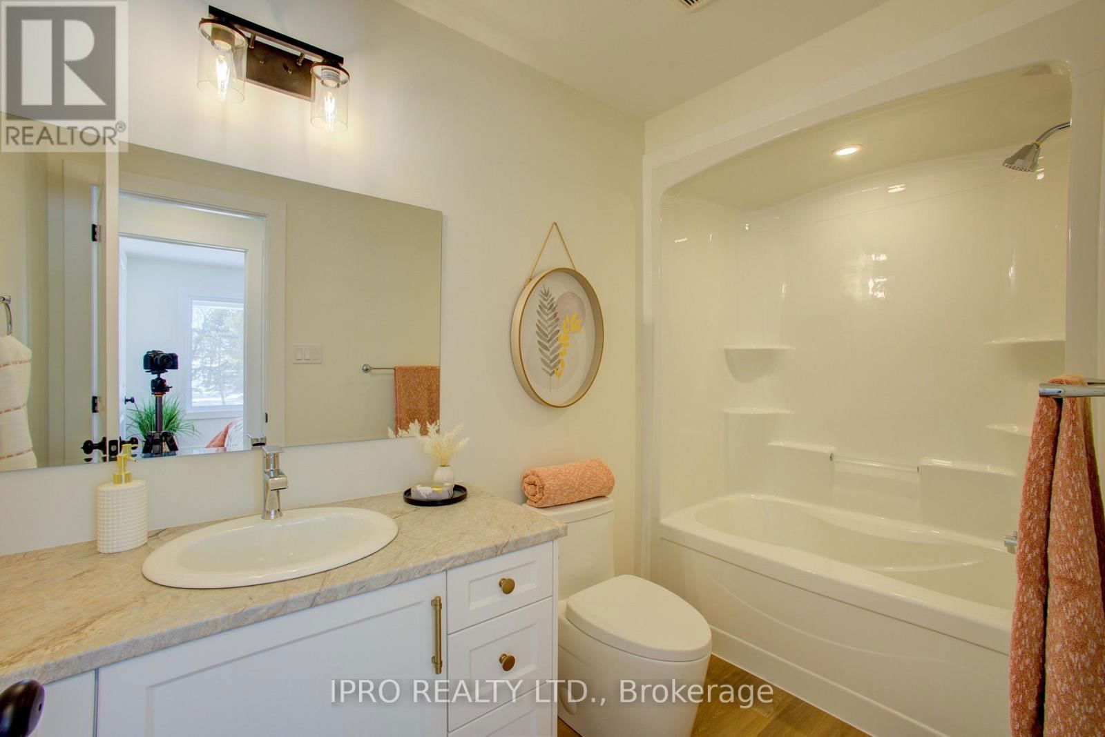 119 ELDER STREET Image 22