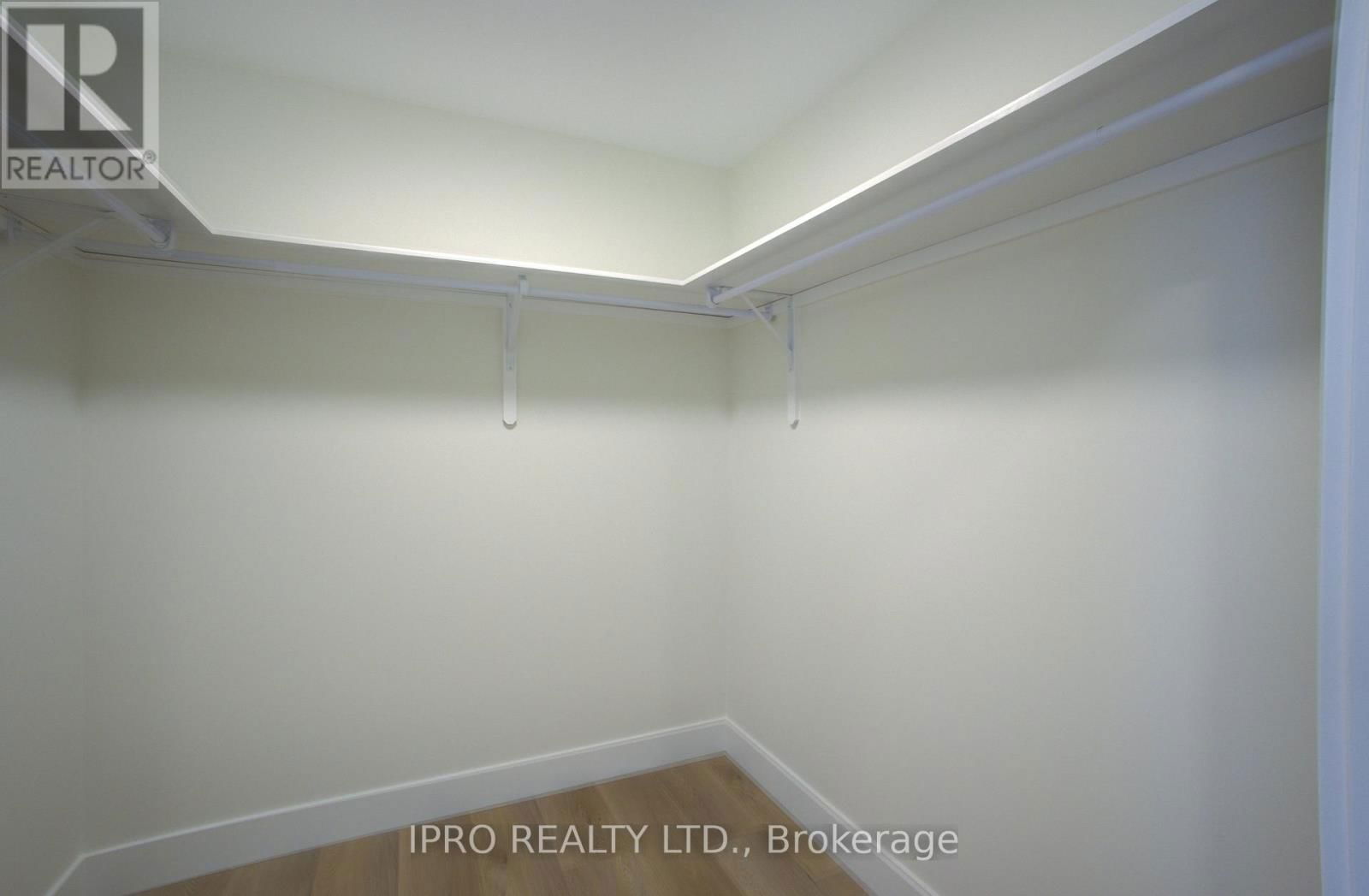 119 ELDER STREET Image 27