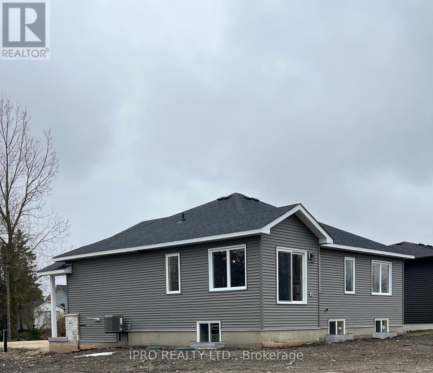 119 ELDER STREET Image 35