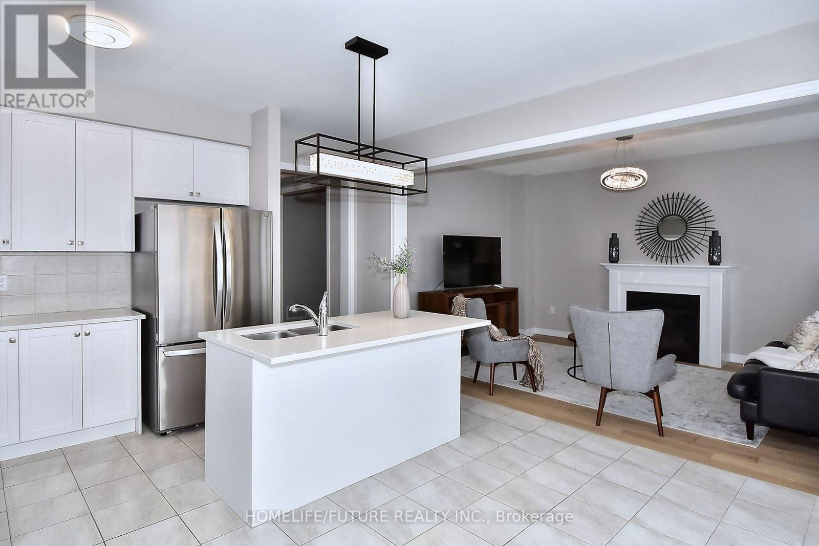 656 LEMAY GROVE Image 10