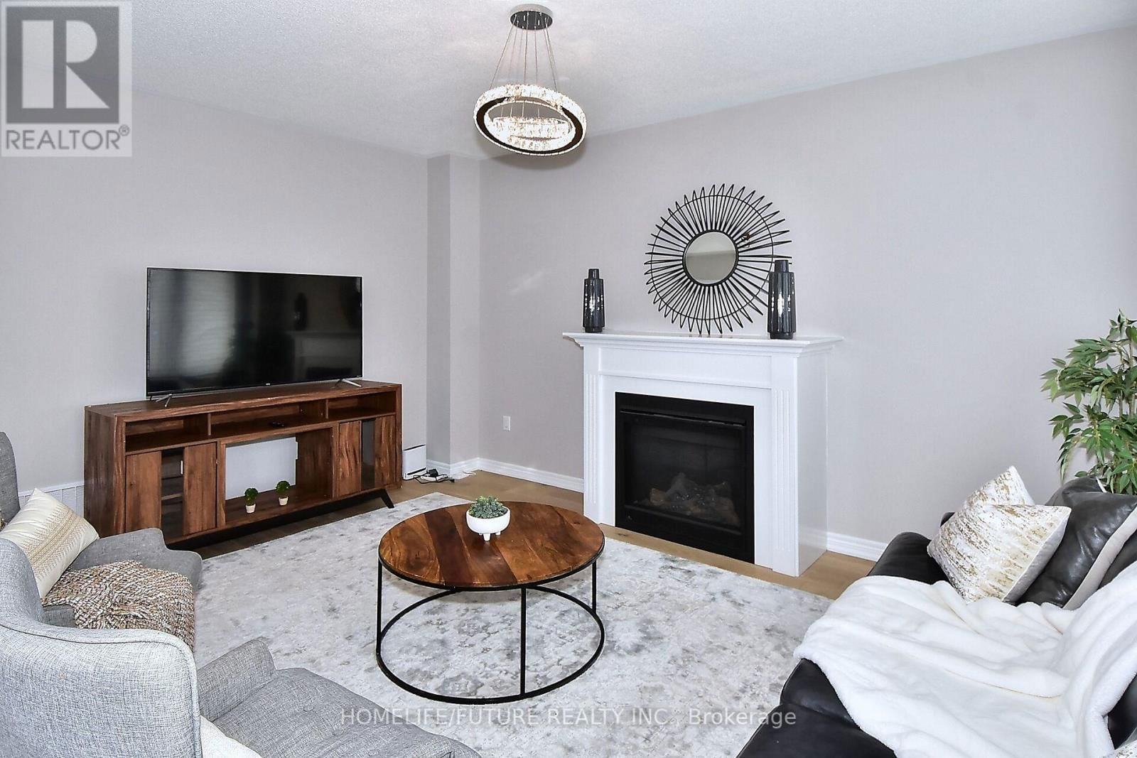 656 LEMAY GROVE Image 13