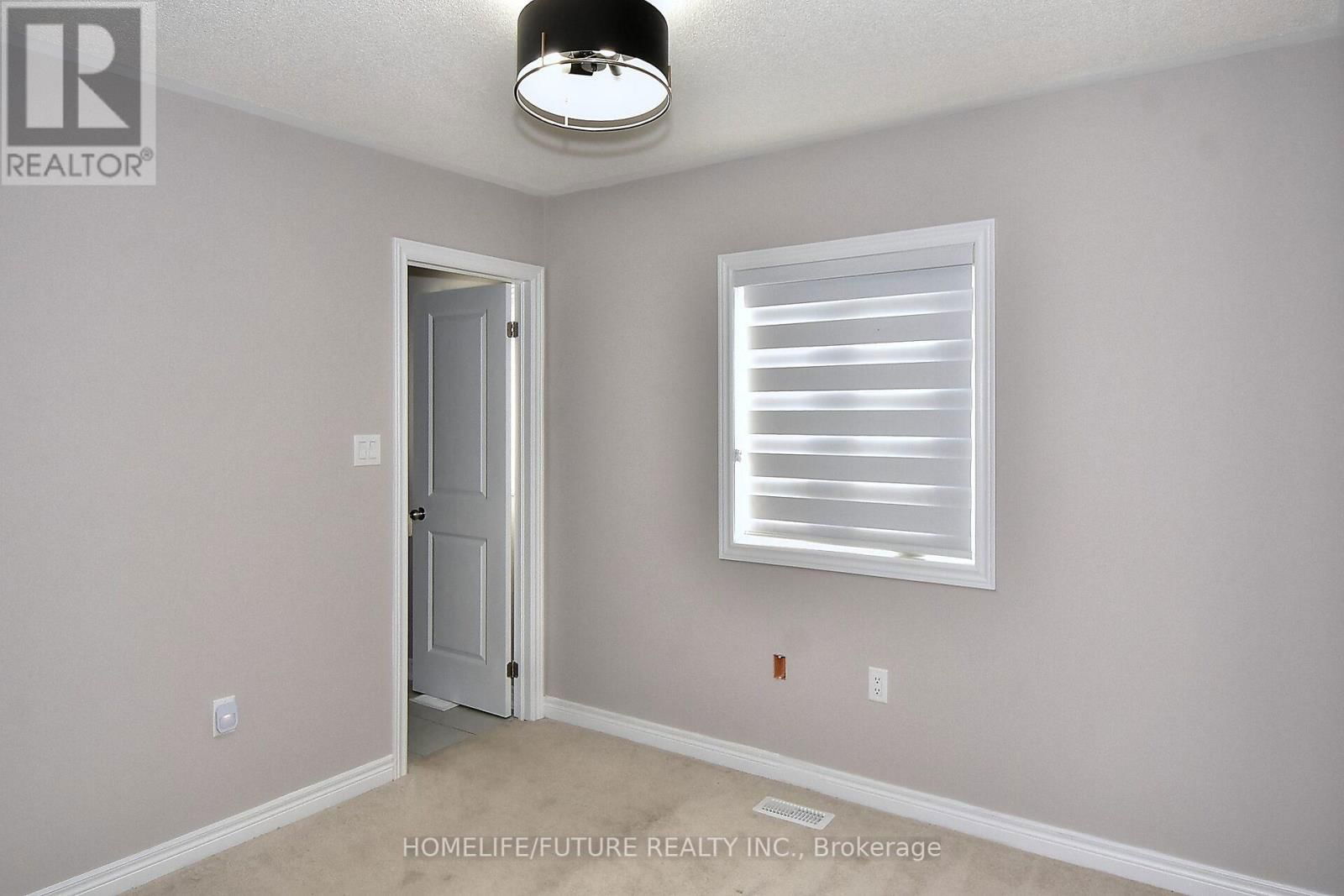 656 LEMAY GROVE Image 24