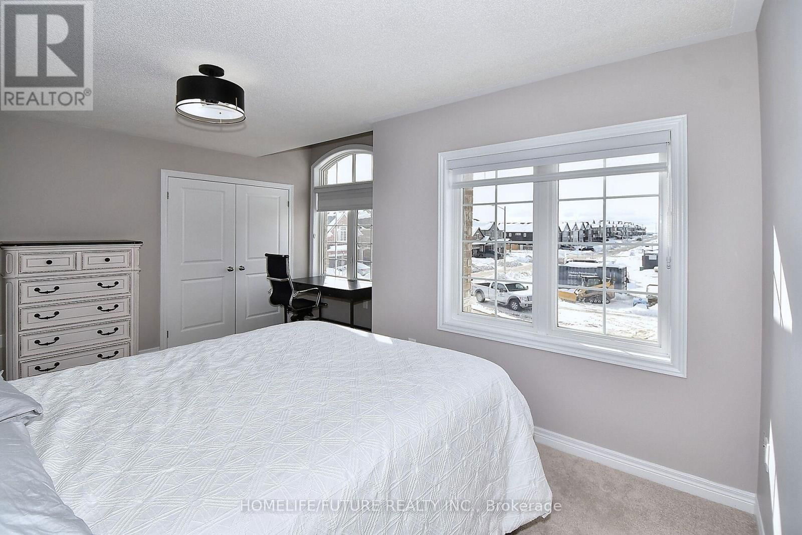 656 LEMAY GROVE Image 28