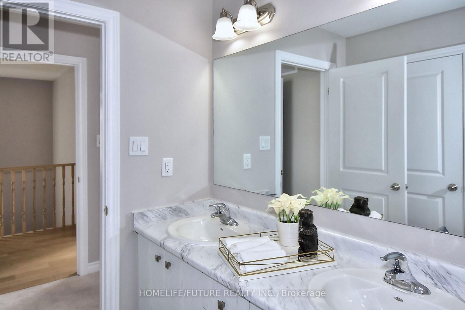 656 LEMAY GROVE Image 29