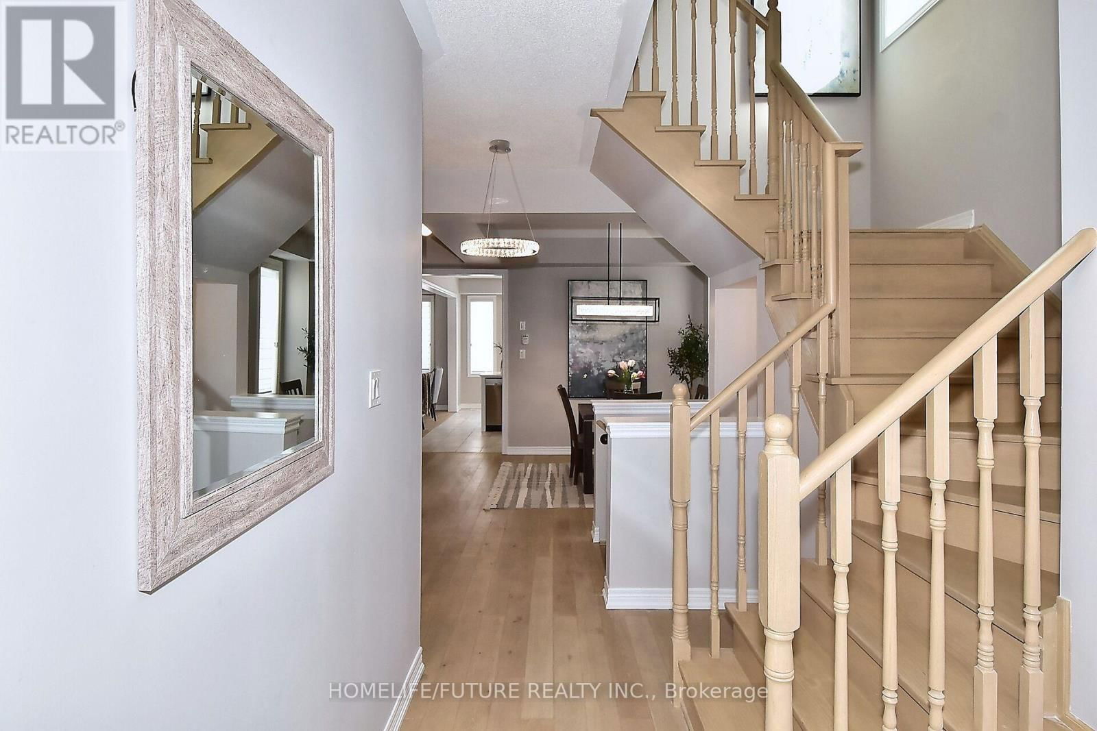 656 LEMAY GROVE Image 3