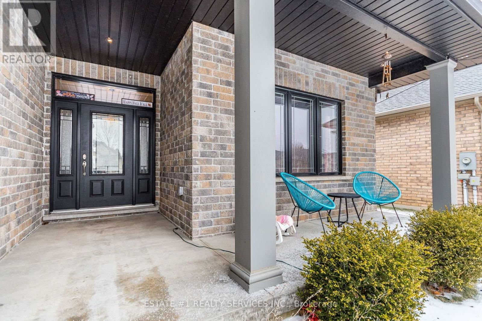 54 TAN AVENUE Image 2