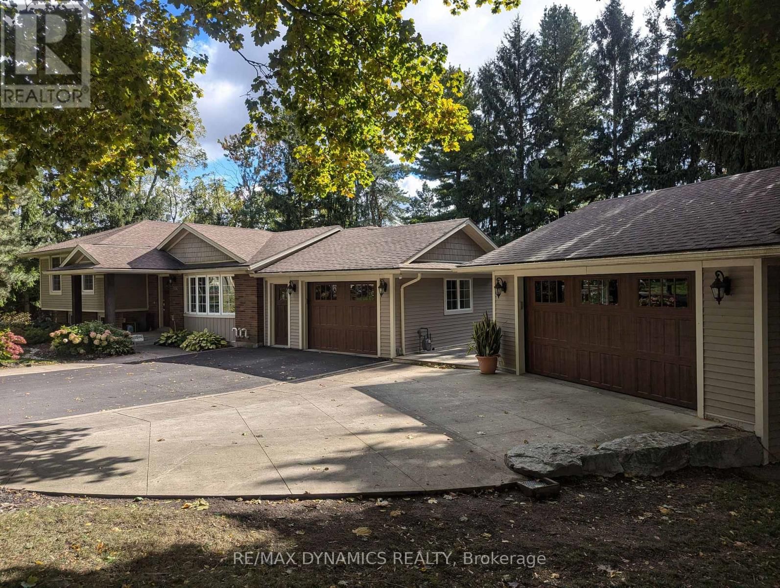 506 MEMORIAL DRIVE Image 2