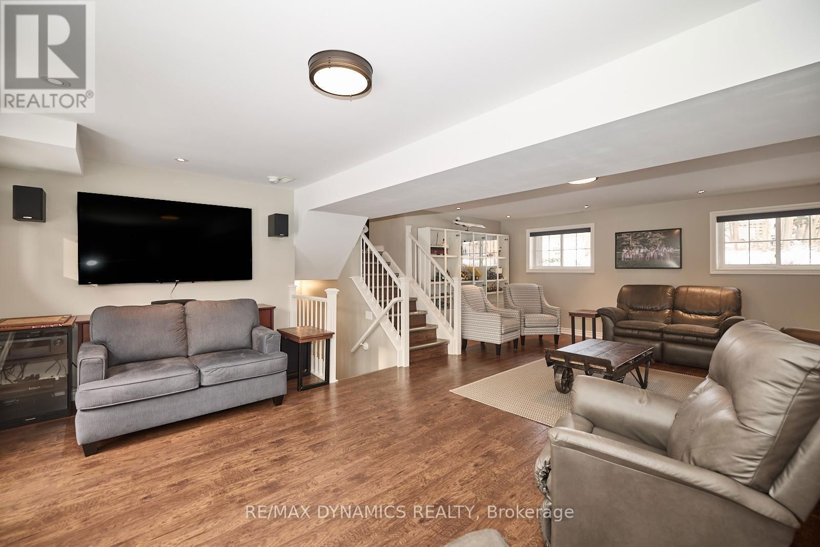 506 MEMORIAL DRIVE Image 20