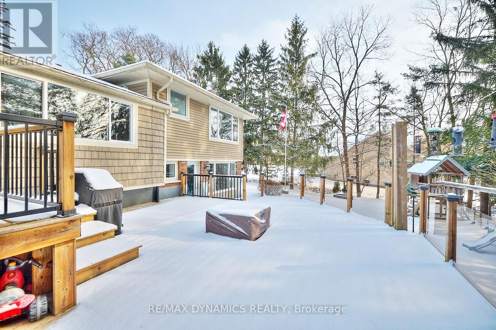 506 MEMORIAL DRIVE Image 28
