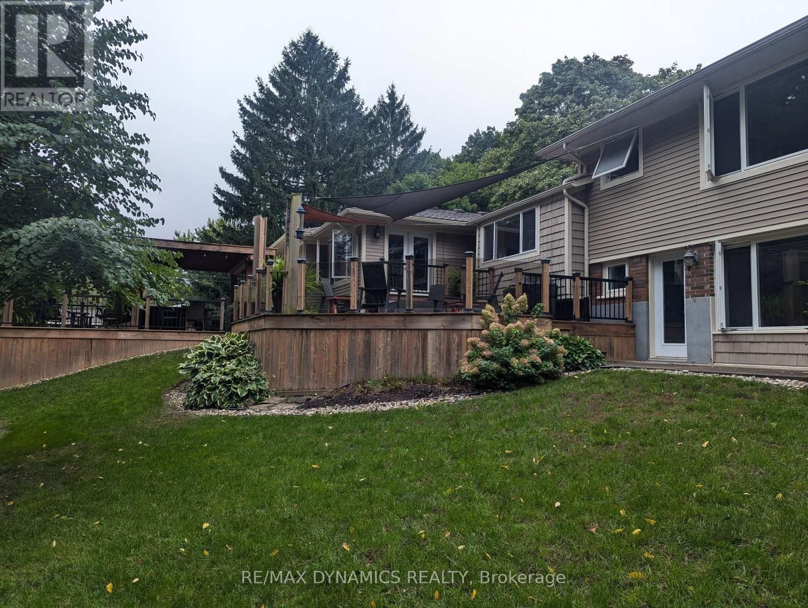 506 MEMORIAL DRIVE Image 34