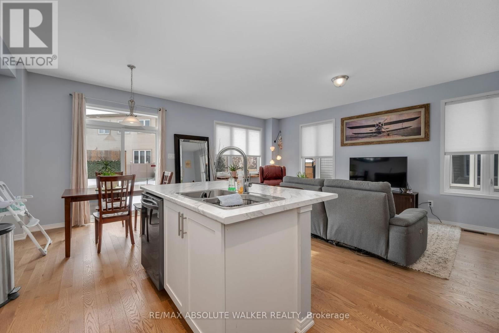 545 TULIP TREE WAY Image 15