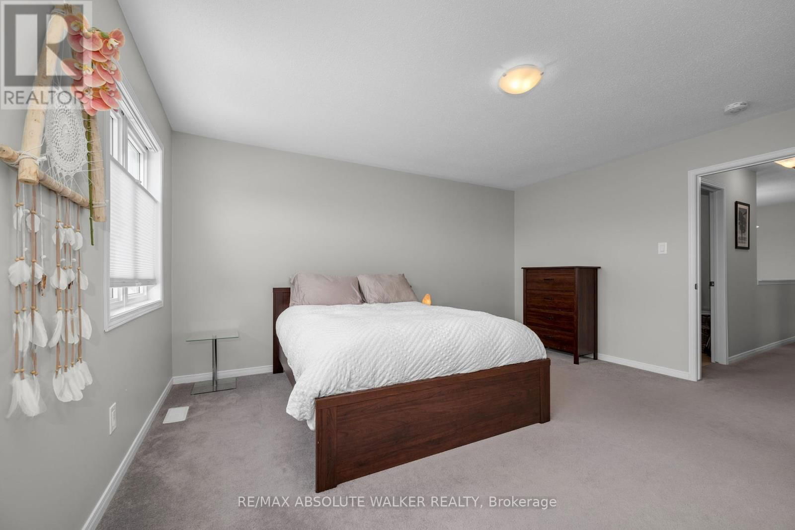 545 TULIP TREE WAY Image 26