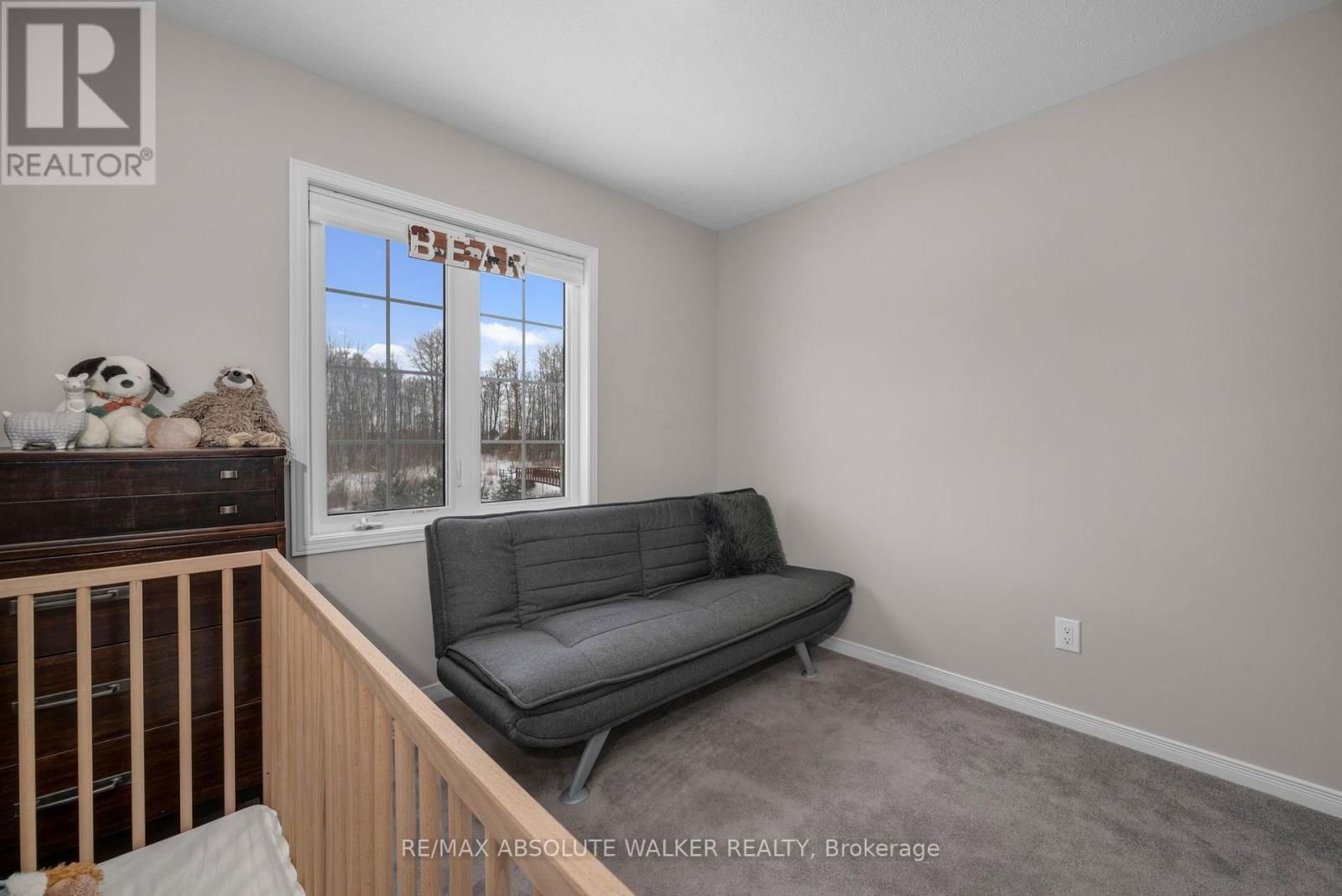 545 TULIP TREE WAY Image 33