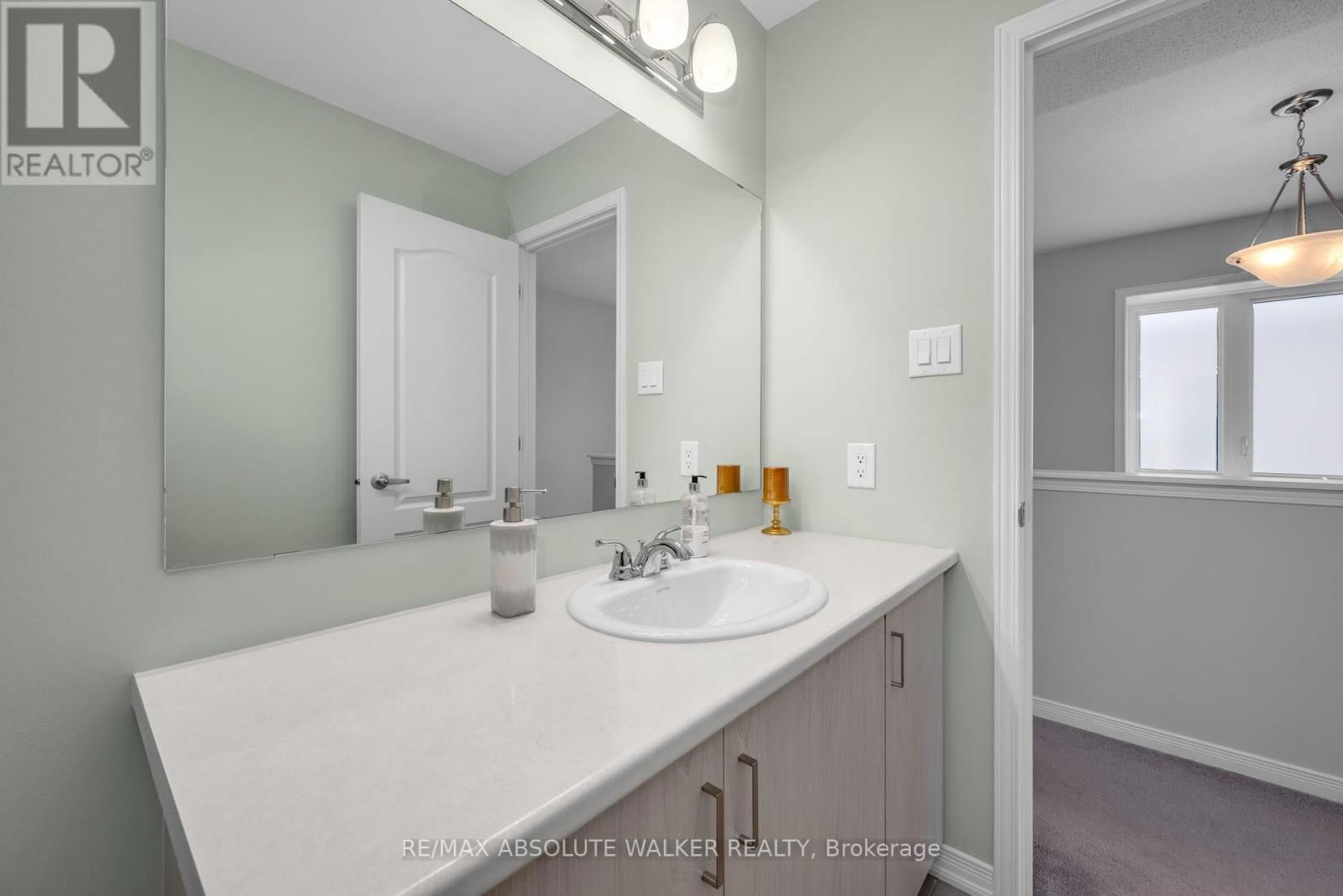 545 TULIP TREE WAY Image 38