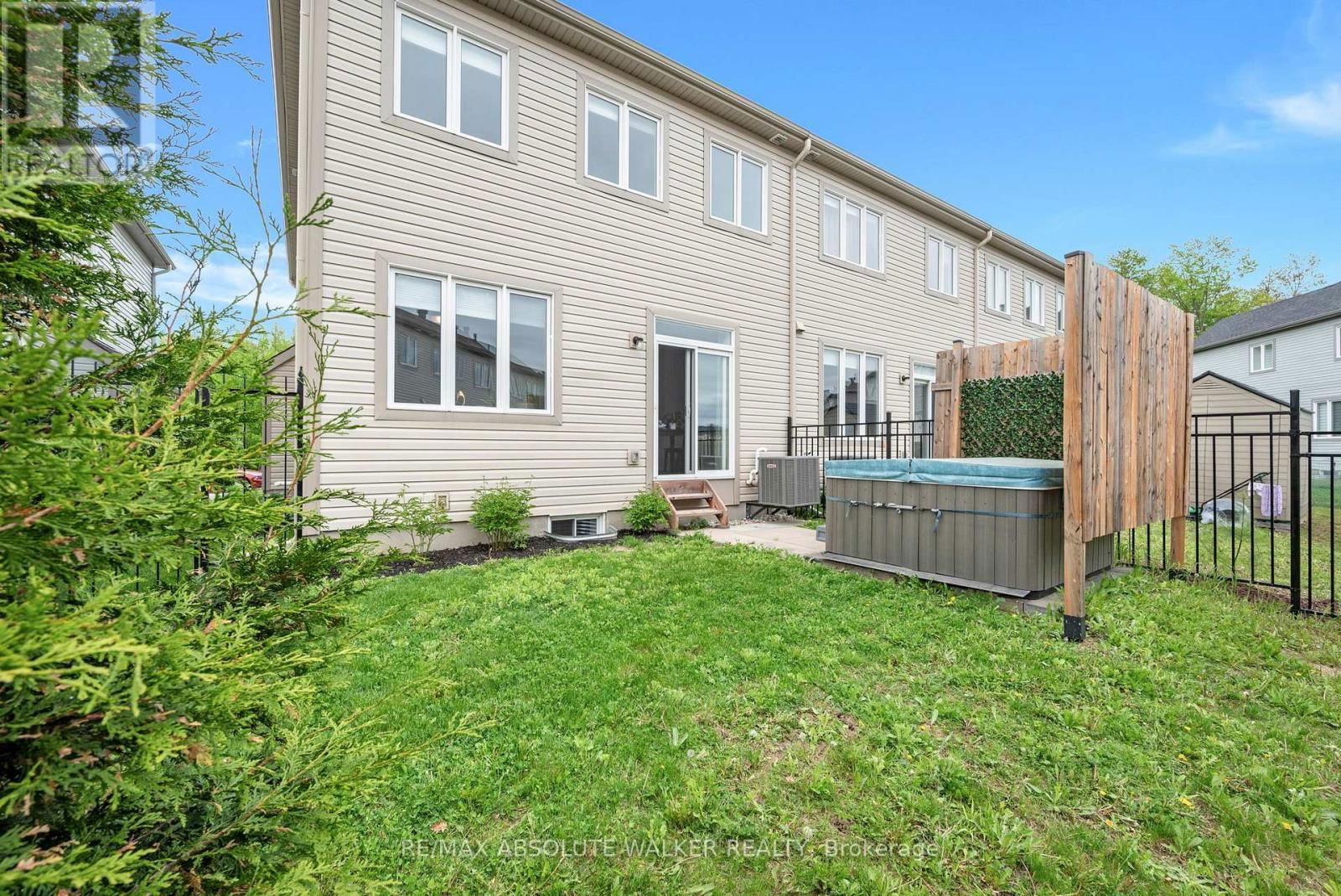 545 TULIP TREE WAY Image 42