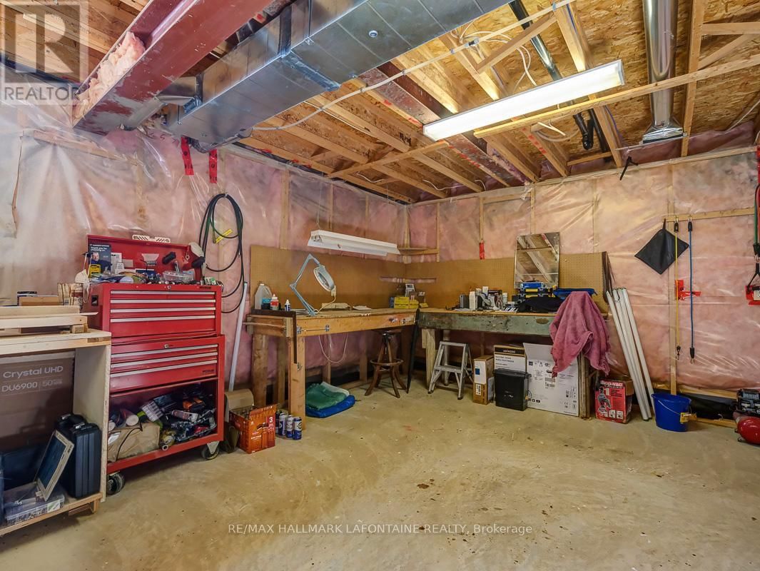 630 VALIN STREET Image 28