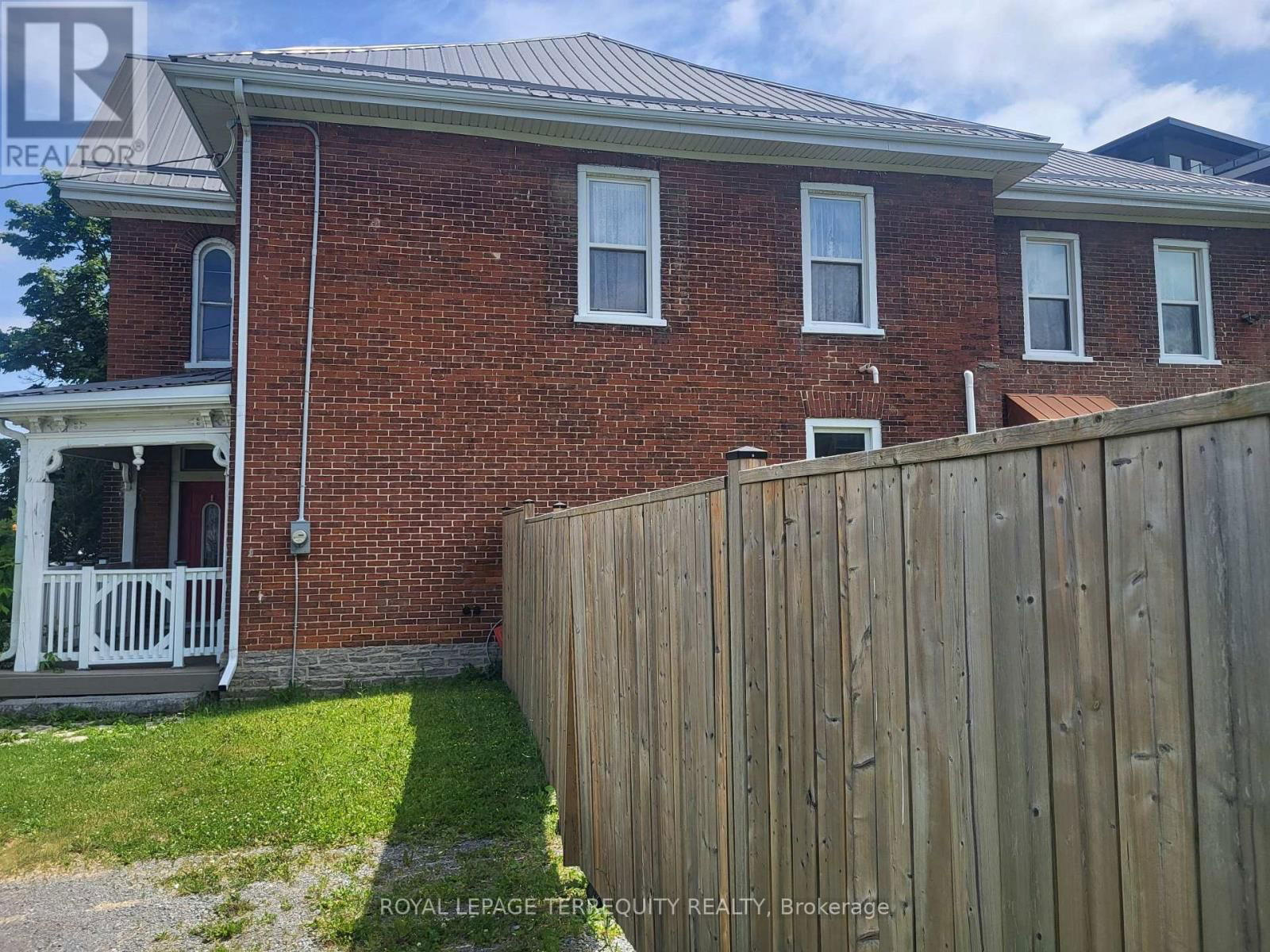 125 STATION STREET Image 26