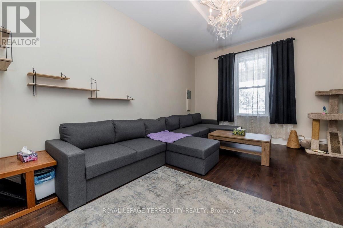 125 STATION STREET Image 9