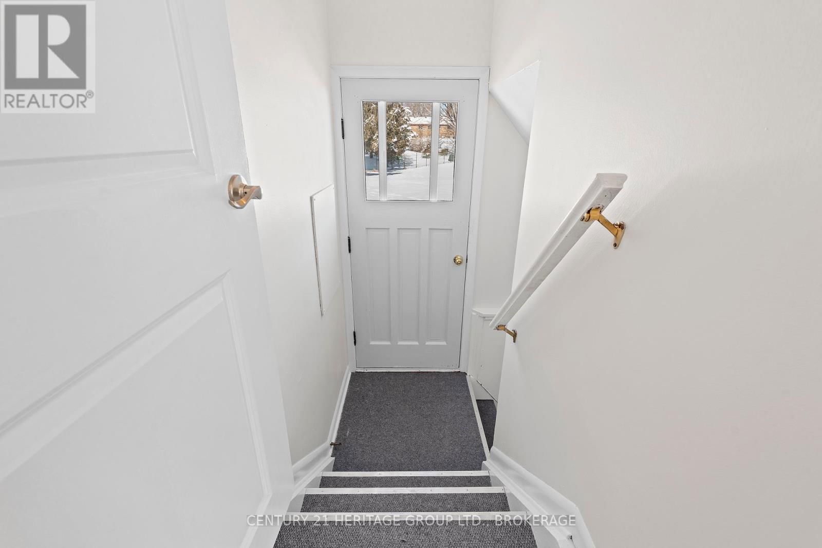 1424 WOODFIELD CRESCENT Image 30