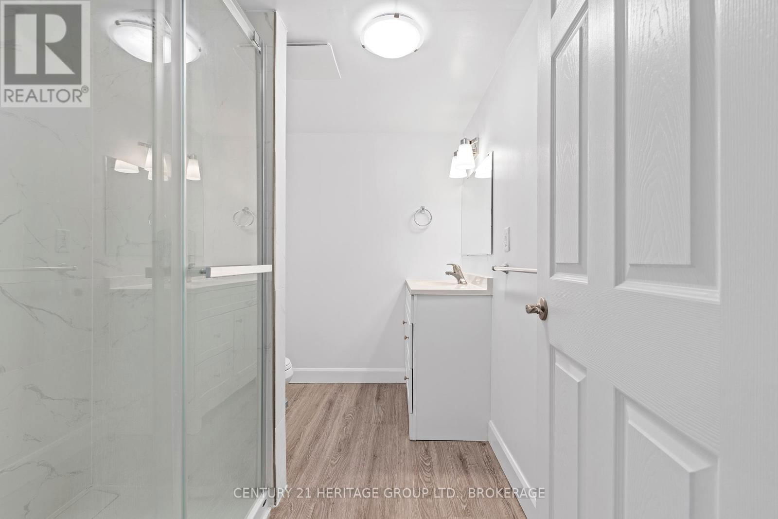 1424 WOODFIELD CRESCENT Image 36