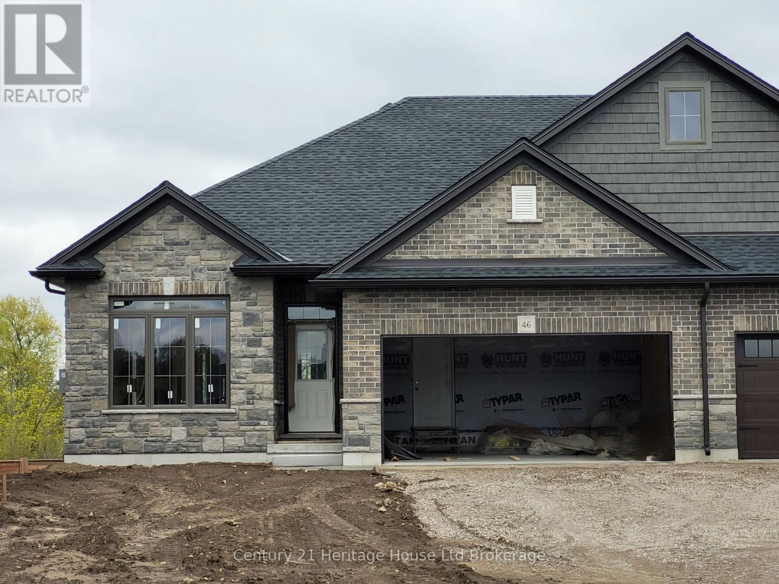 46 MATHESON CRESCENT Image 1