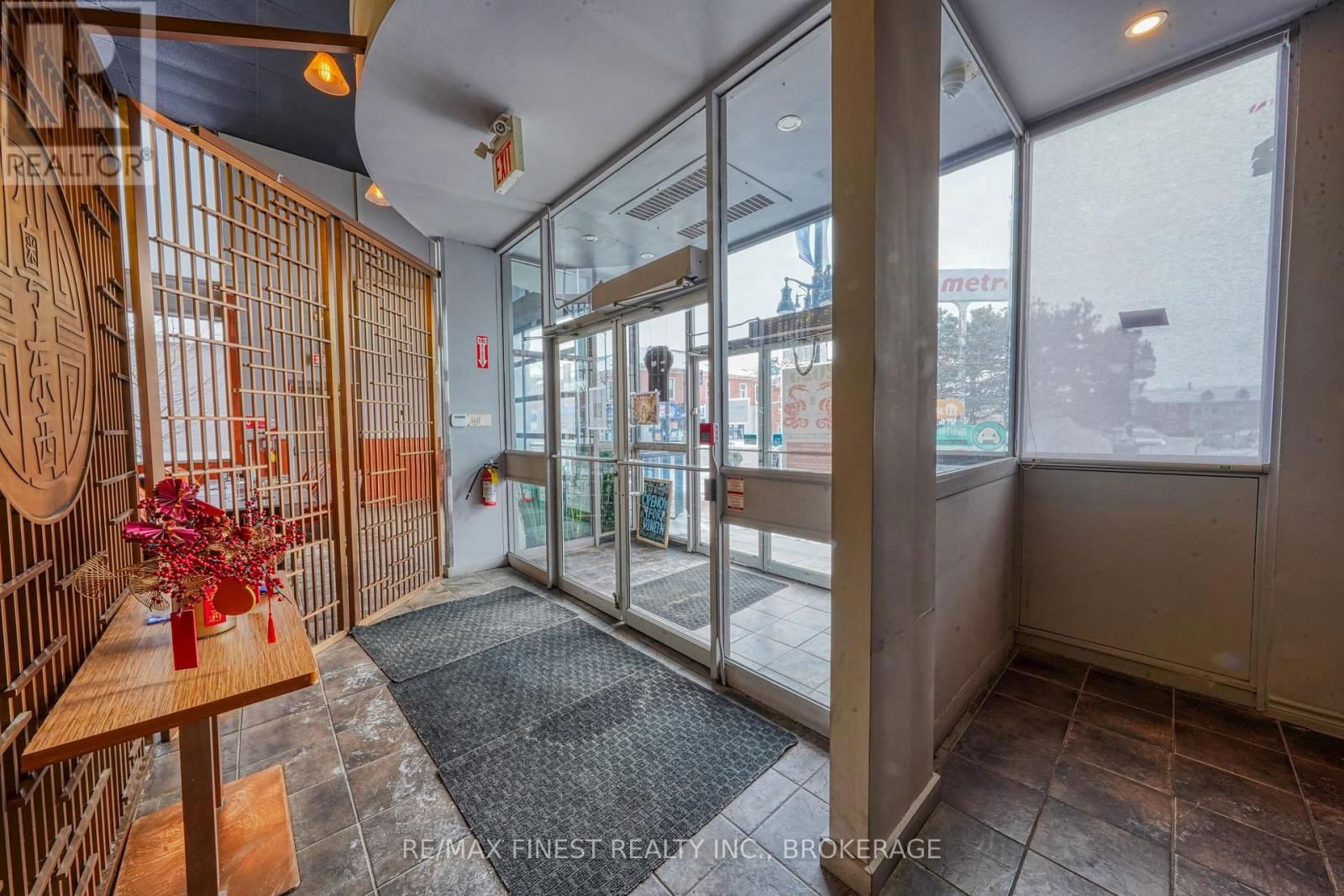 371 PRINCESS STREET NORTH Image 11