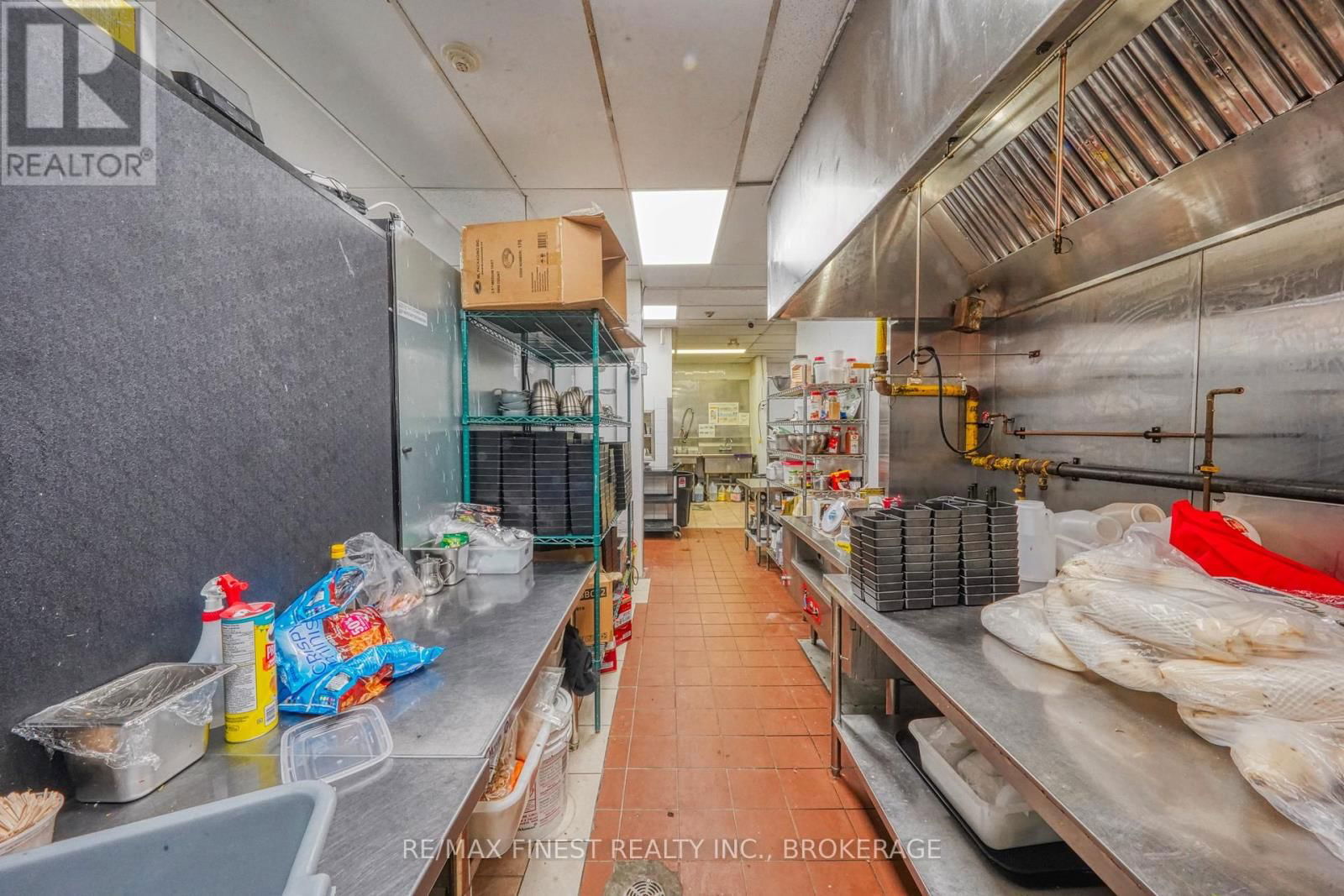 371 PRINCESS STREET NORTH Image 23