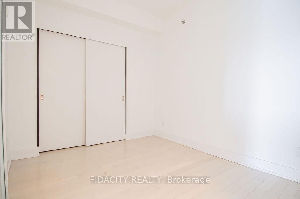 513 - 88 RICHMOND ROAD Image 12