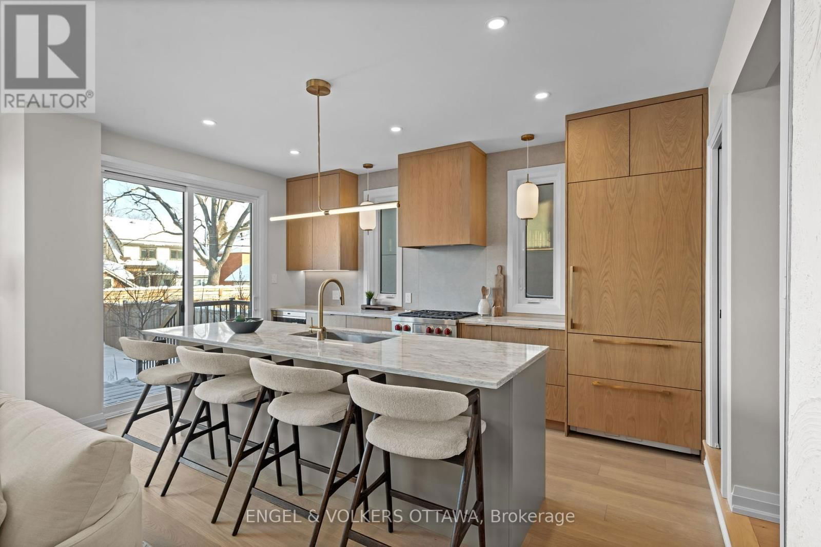 51 ROSS AVENUE Image 12
