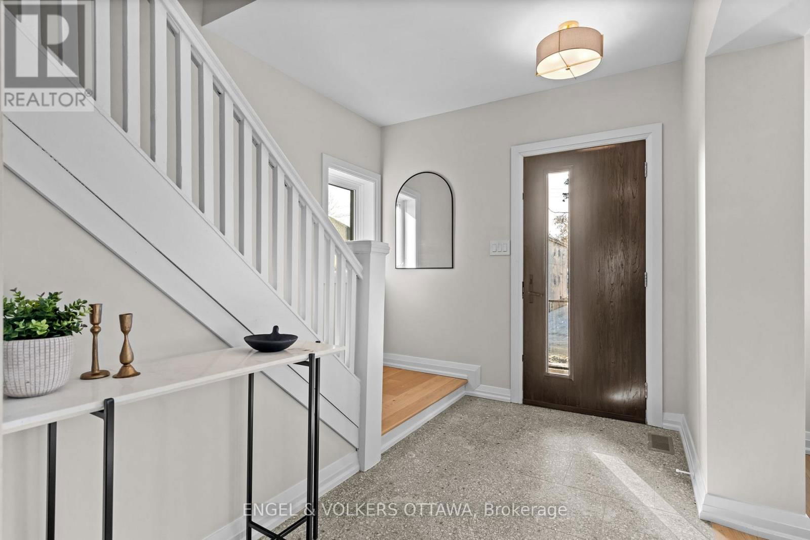 51 ROSS AVENUE Image 2