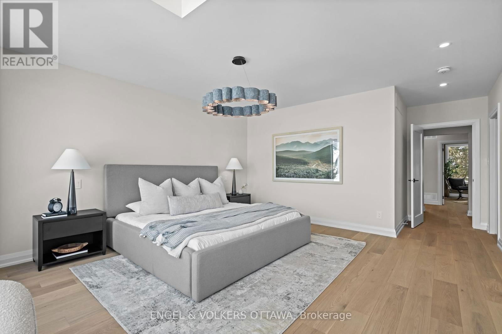 51 ROSS AVENUE Image 23