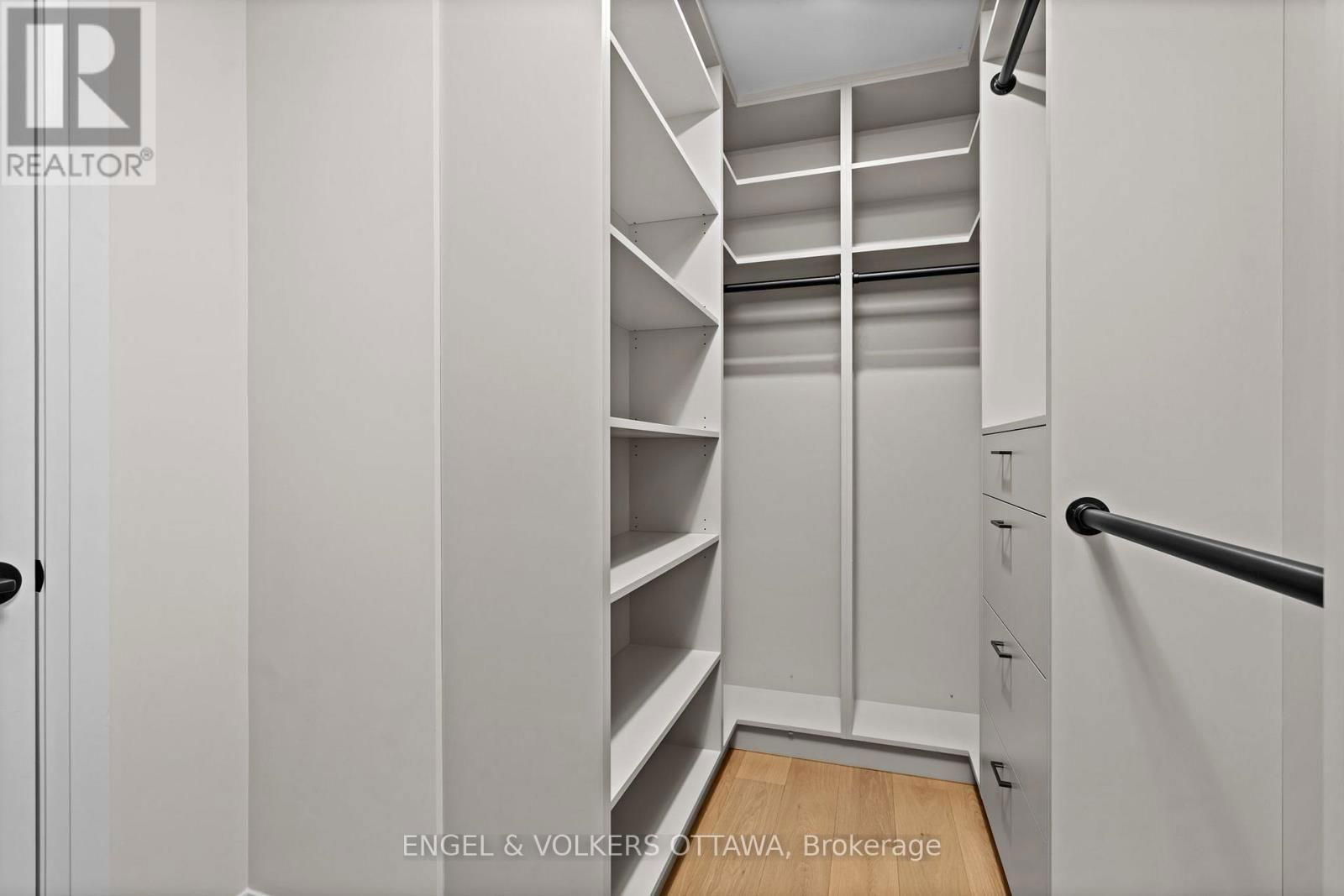 51 ROSS AVENUE Image 27