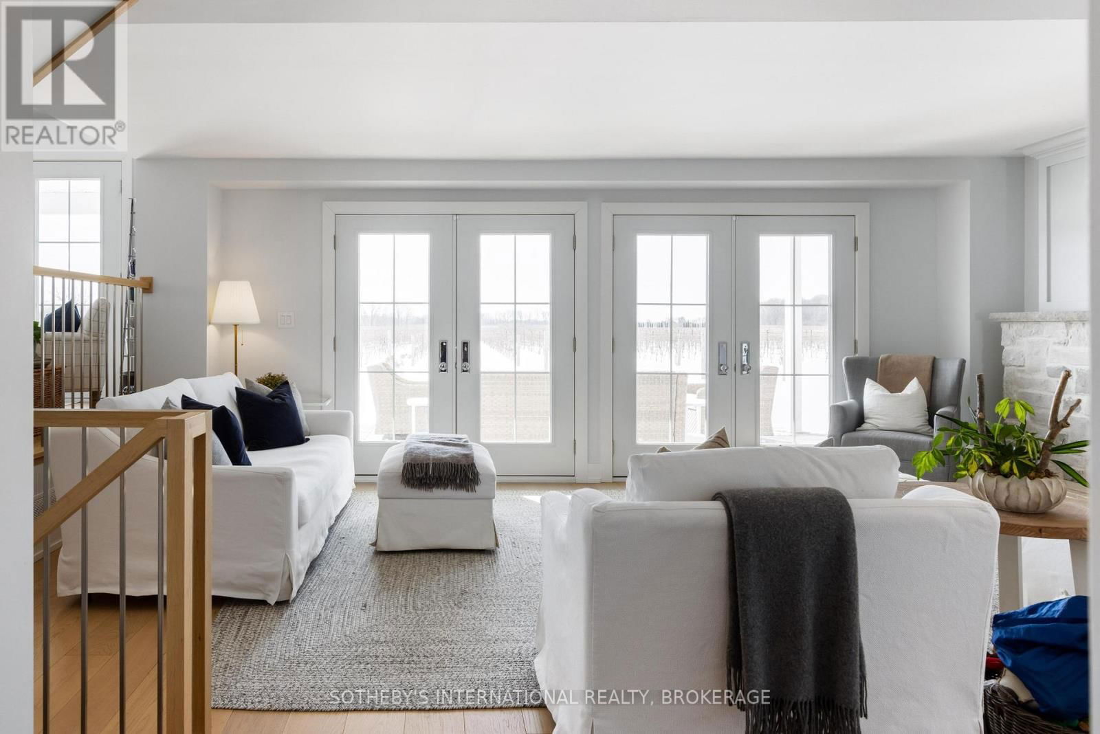 1219 LAKESHORE ROAD Image 18